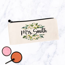 Load image into Gallery viewer, Personalized White Floral Makeup Bag